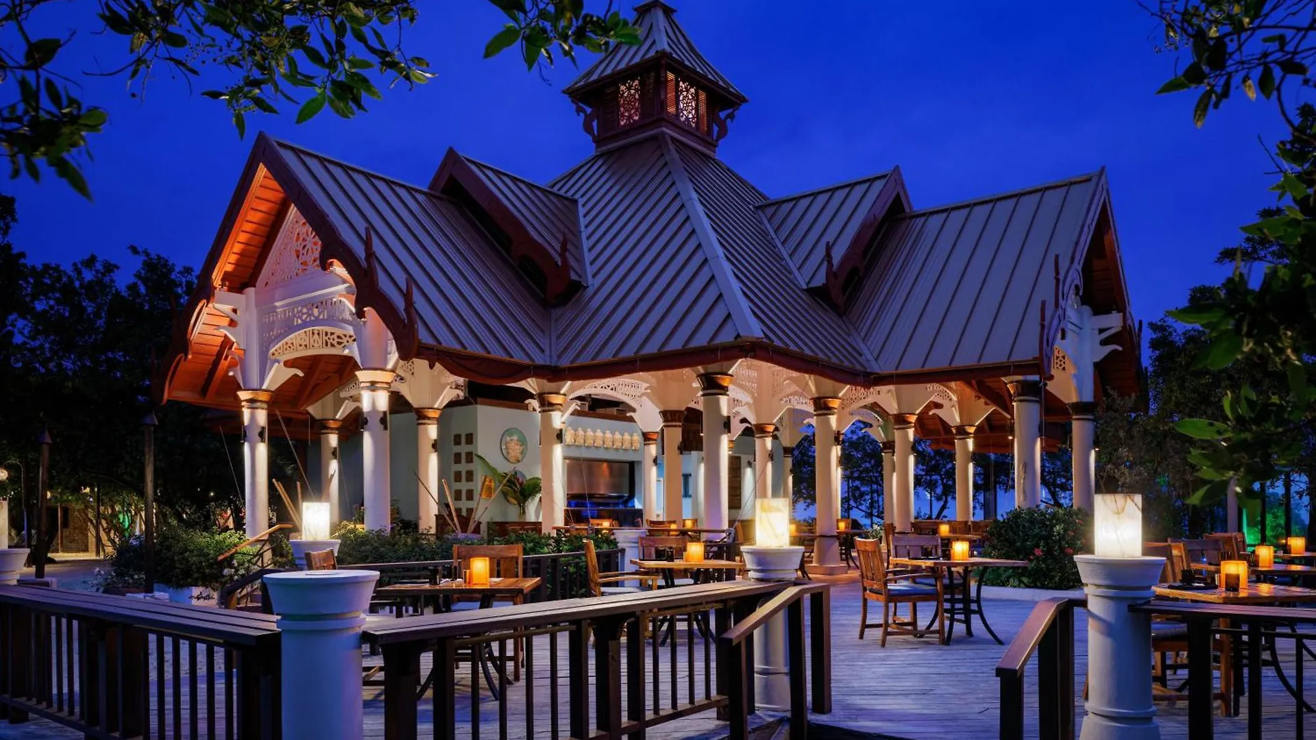 Sandals Royal Caribbean All Inclusive Resort & Private Island - Couples Only Montego Bay 5*,